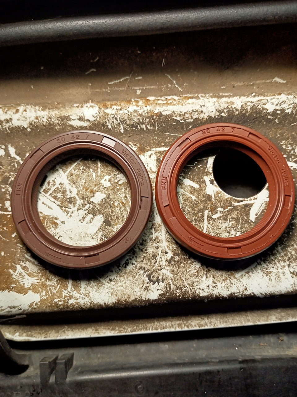 Незапланированый ремонт. Смена ремня ГРМ и помпы. — Renault Logan (1G ...