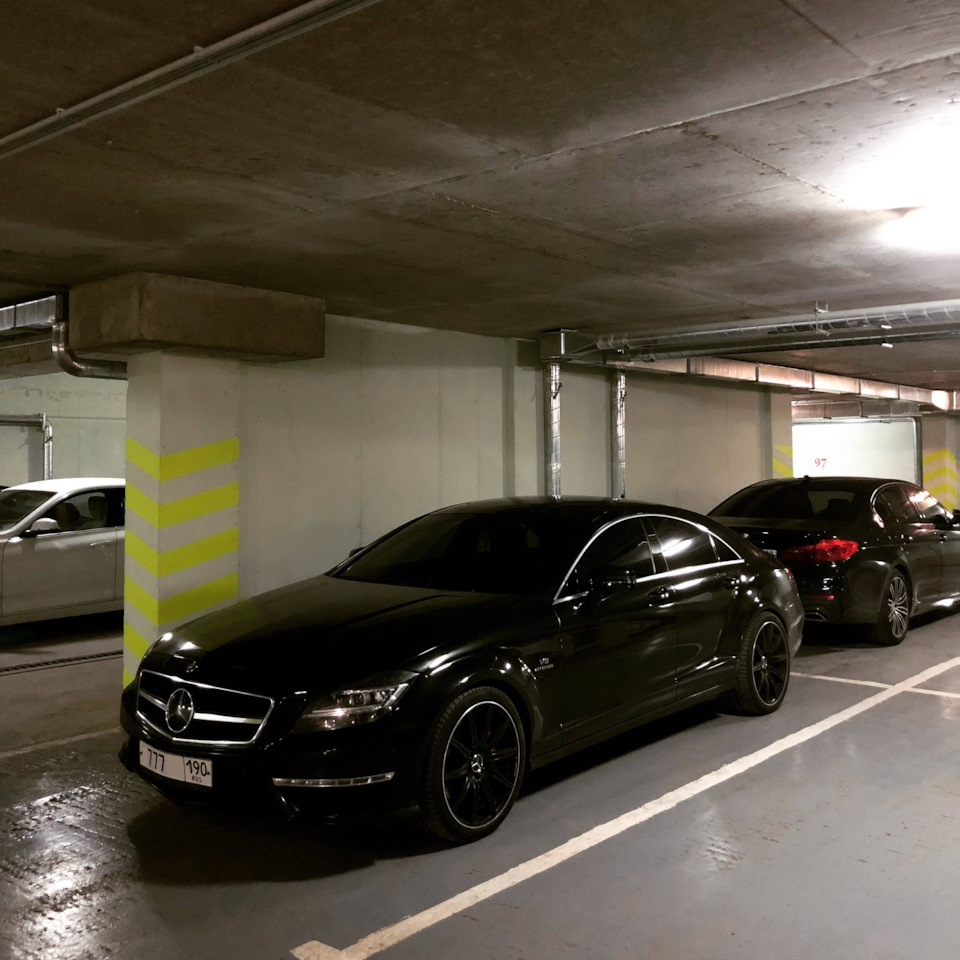 Продам] Mercedes-Benz CLS-класс AMG, 2011 — Mercedes-Benz CLS (C218), 3 л,  2012 года | продажа машины | DRIVE2