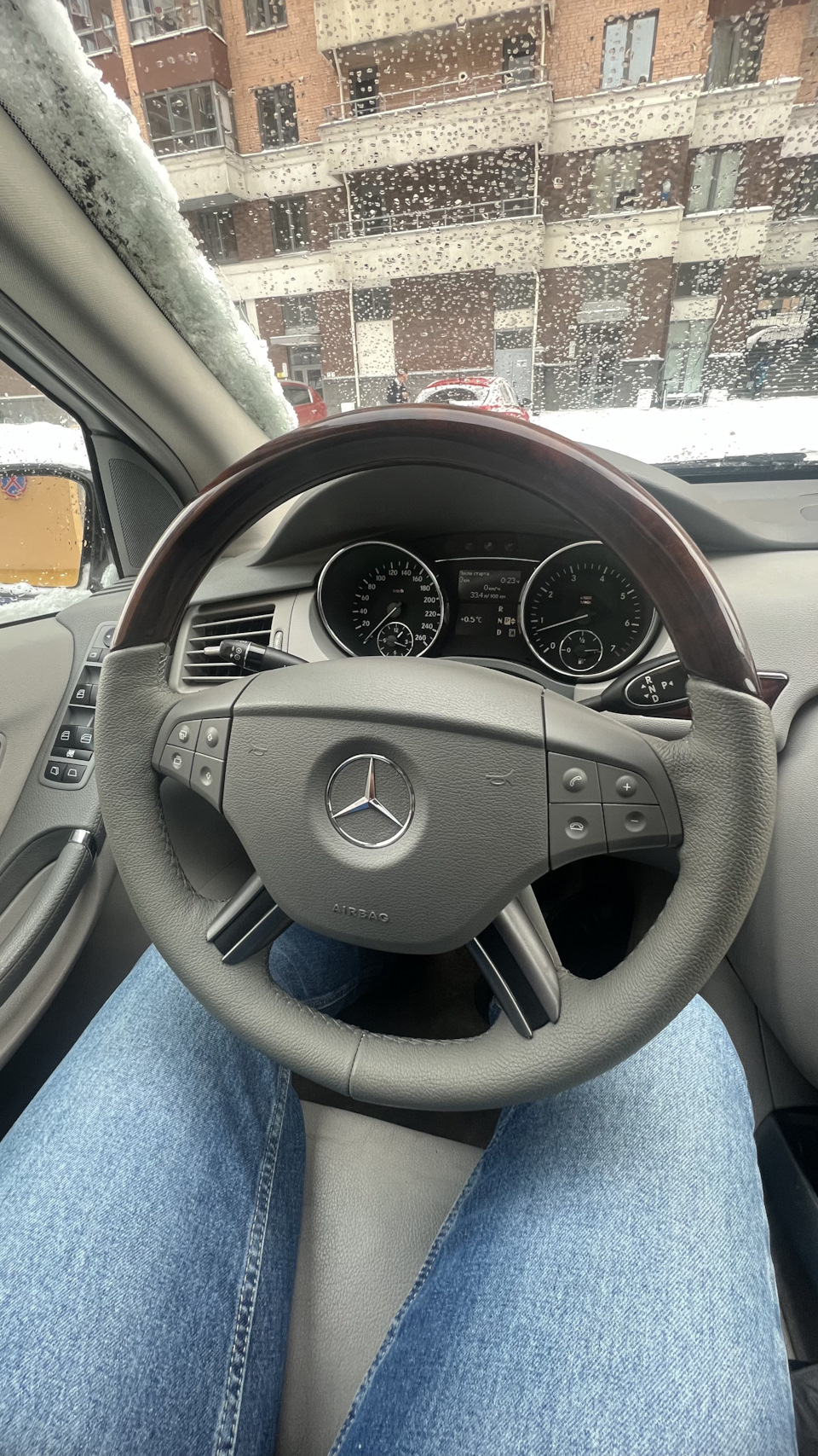 Не включаются передачи. — Mercedes-Benz R-Class (W251), 5 л, 2006 года |  поломка | DRIVE2