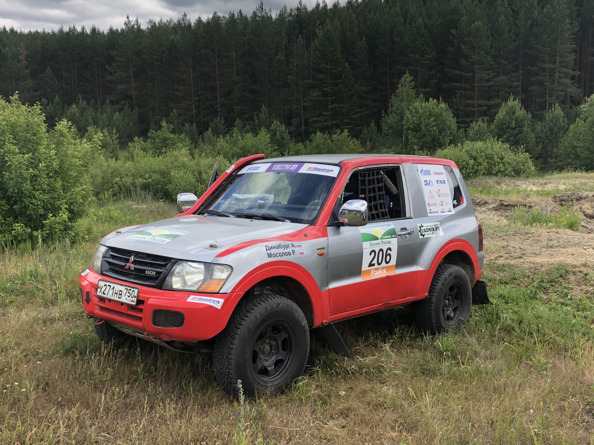 Драйв 2 паджеро 3. Mitsubishi Pajero 3 ралли. Mitsubishi Pajero 2 ралли. Mitsubishi Pajero Rally Raid. Паджеро 4 ралли.