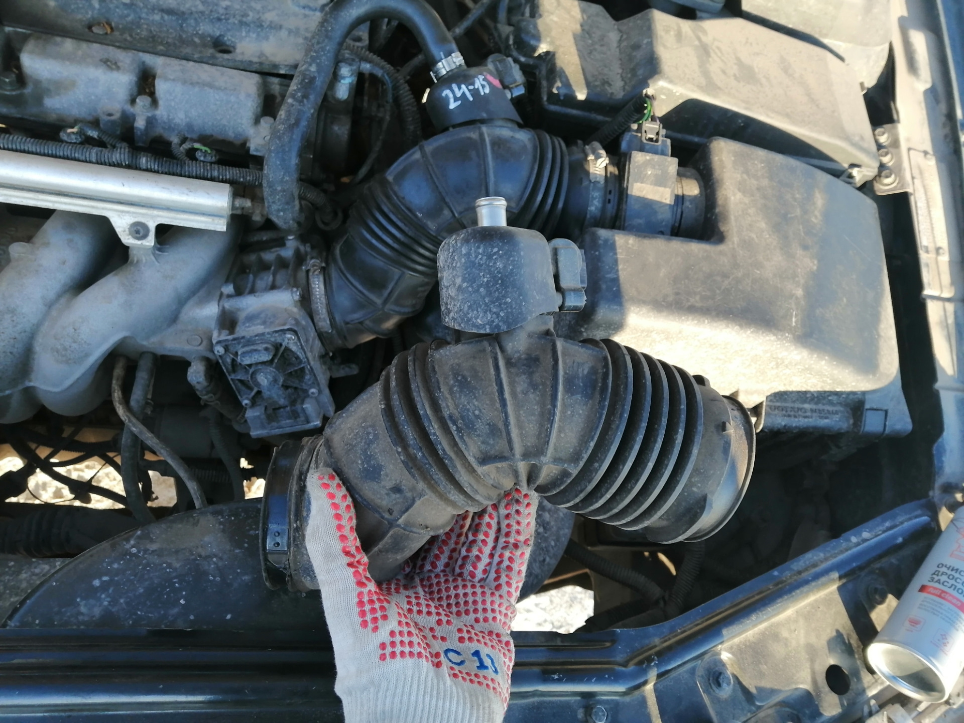 Борьба с ECM-250A Патрубок воздушного фильтра — Volvo S80 (1G), 2,4 л ...