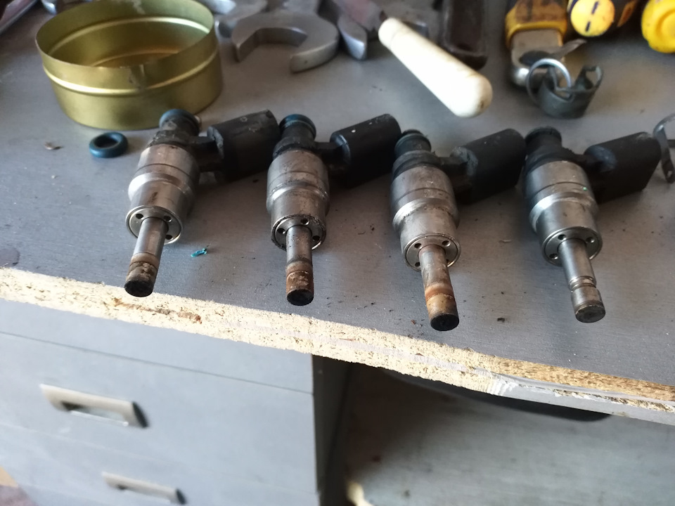 Троит двигатель + чек моргает — Volkswagen Passat B6, 2 л, 2006 года ...