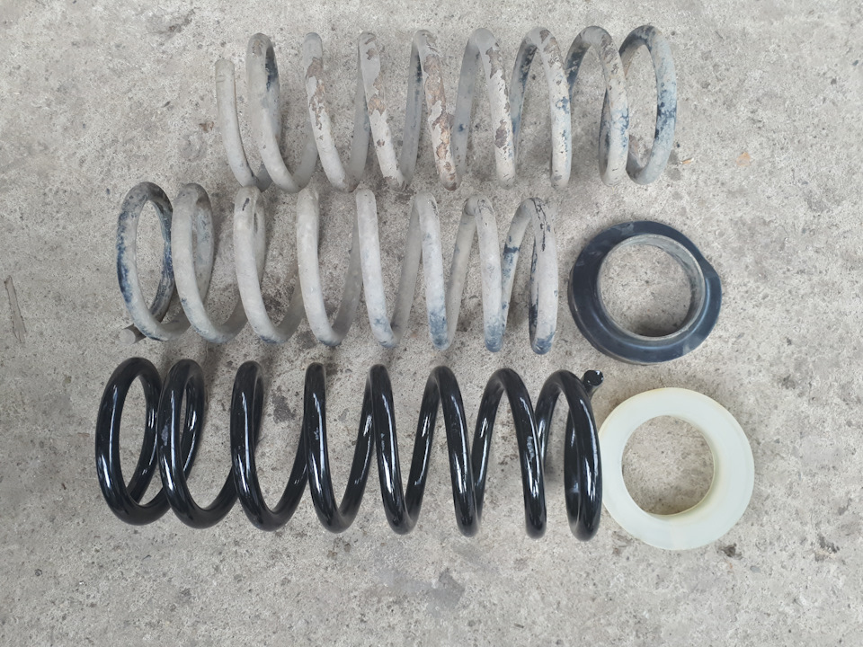 Усиленные пружины + 30мм (предположительно от дизельного Патриота ...