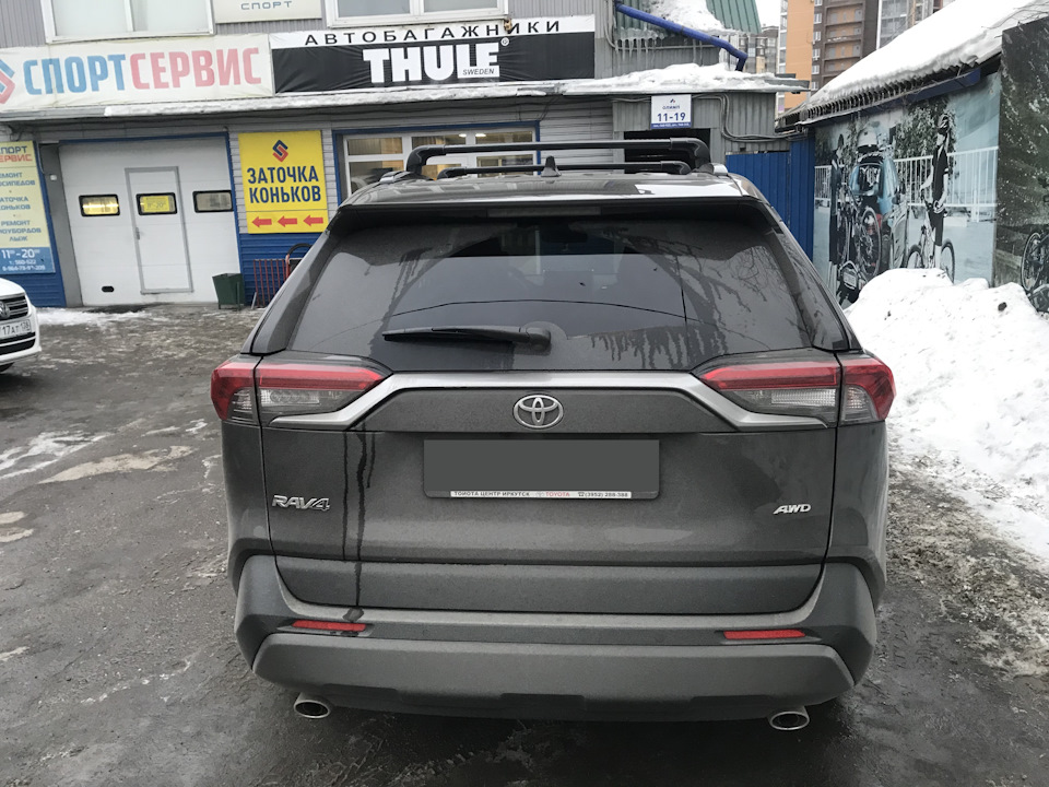 Автобагажник Thule — Toyota RAV4 (5G), 2 л, 2019 года | аксессуары