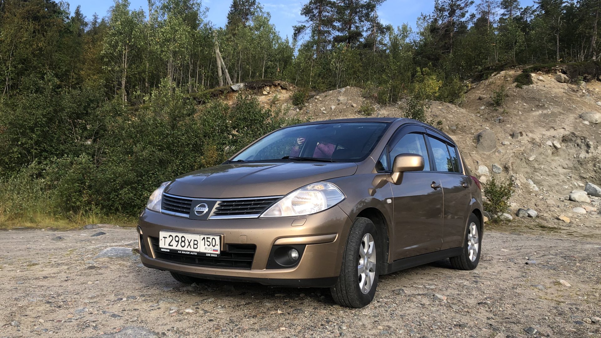 Nissan Tiida (1G) 1.6 бензиновый 2008 | бронзовый малыш на DRIVE2