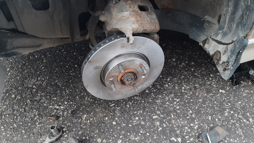 Диски тормозные — KIA Magentis I, 2,5 л, 2004 года | расходники | DRIVE2