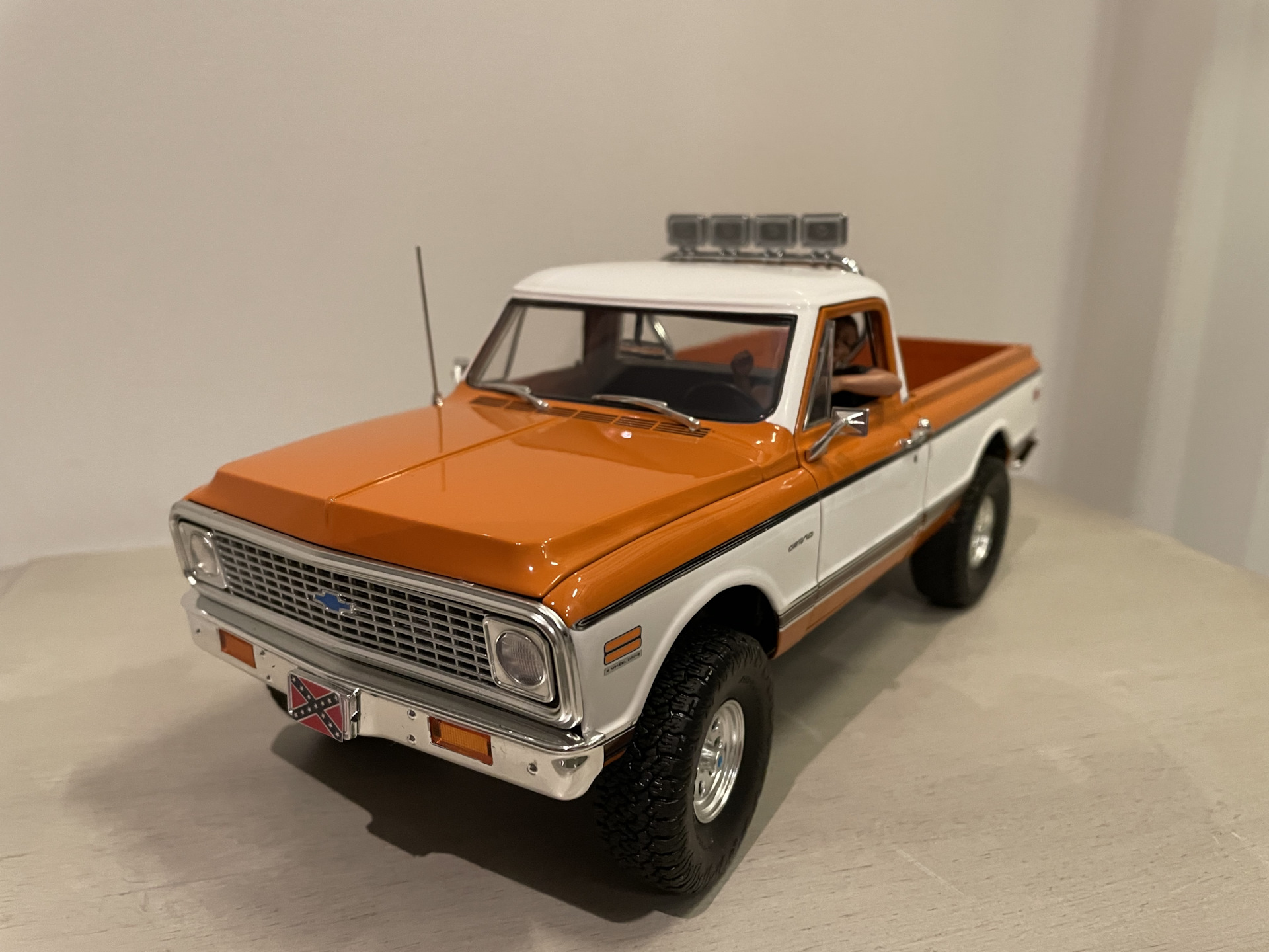 acme/'72 Chevyシボレー K10 4x4 1/18 絶版 acme/'72 Chevyシボレー K10