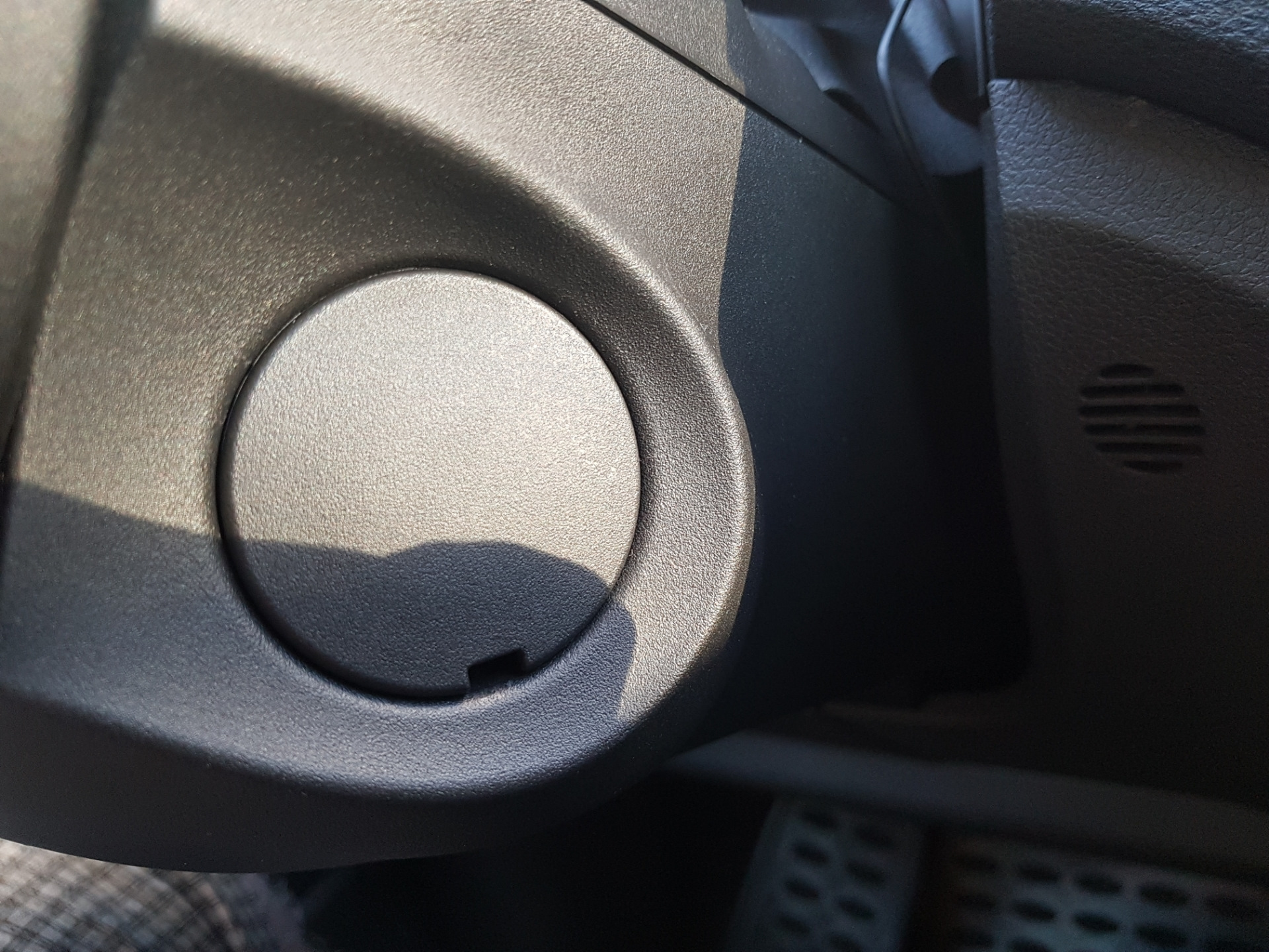 Заглушка замка зажигания — Ford Kuga (1G), 2,5 л, 2010 года | запчасти ...
