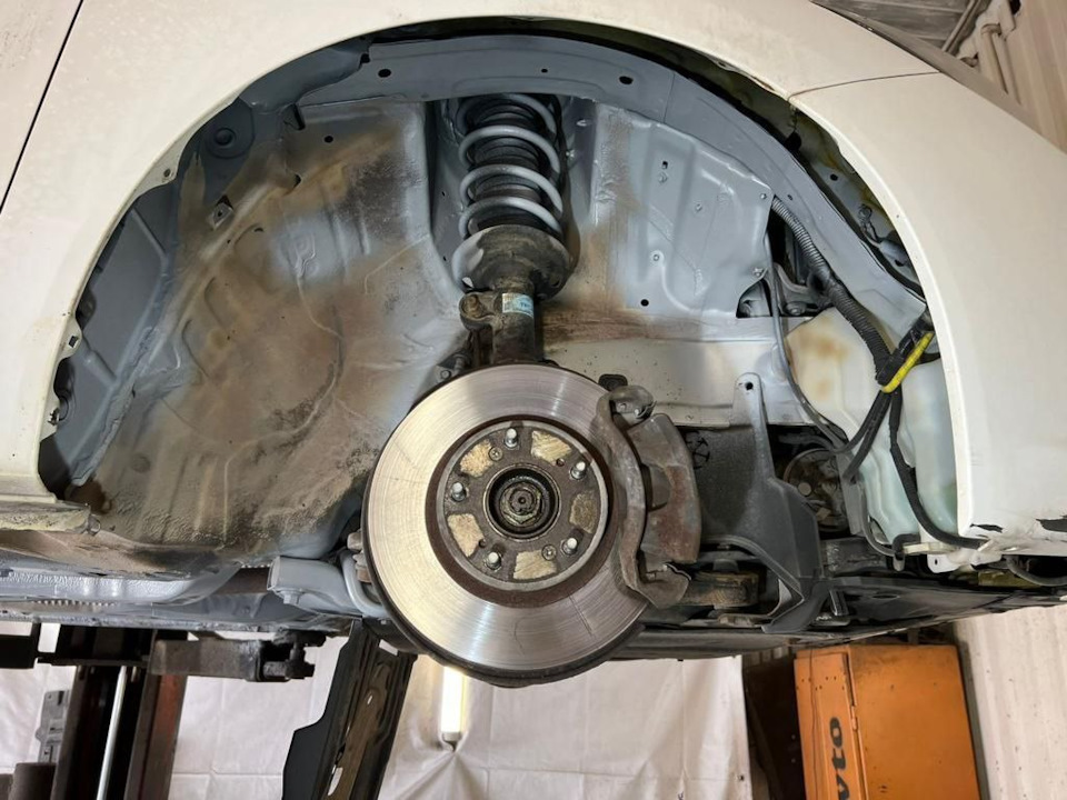 Тормозные диски, колодки, масло — Honda Civic 4D (9G), 1,8 л, 2012 года ...