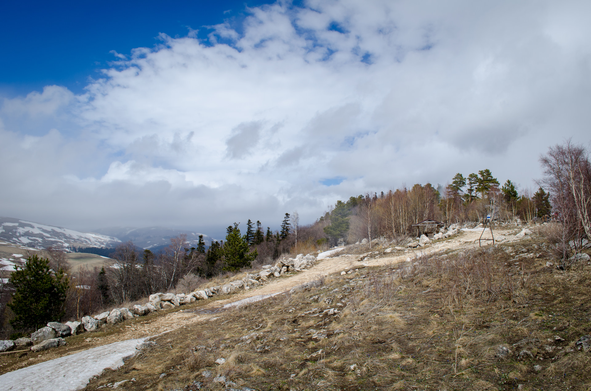 Лагонаки в апреле