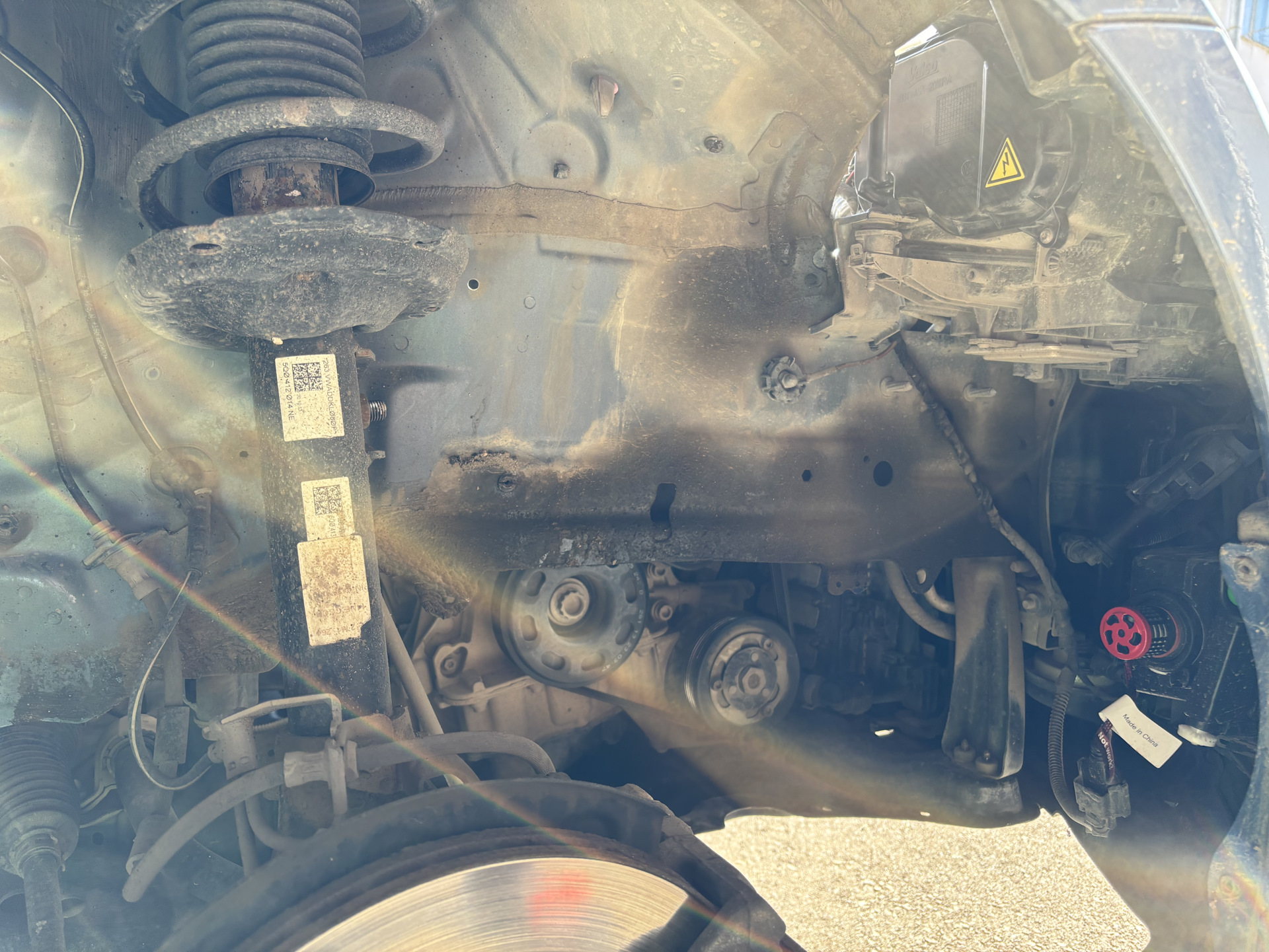 Замена лампочки, дальнего и ближнего света, без снятия бампера и фар ...