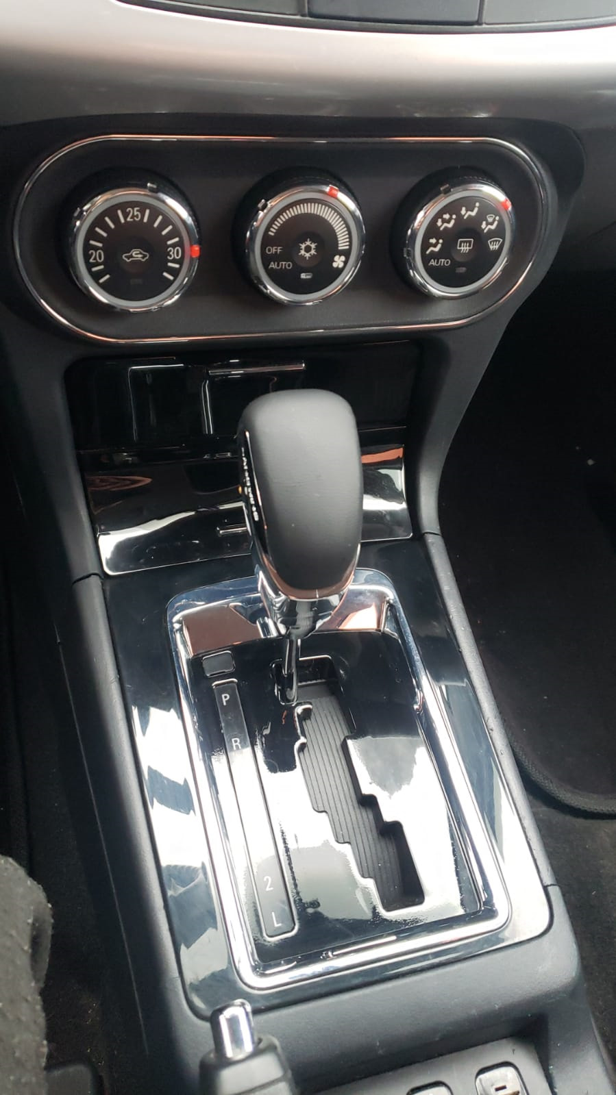 Проблема решена. Индикатор непристегнутого ремня пассажира работает ...