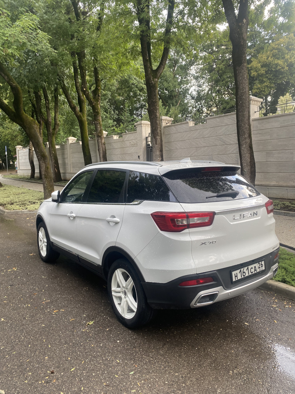 Photo from the logbook Lifan X70