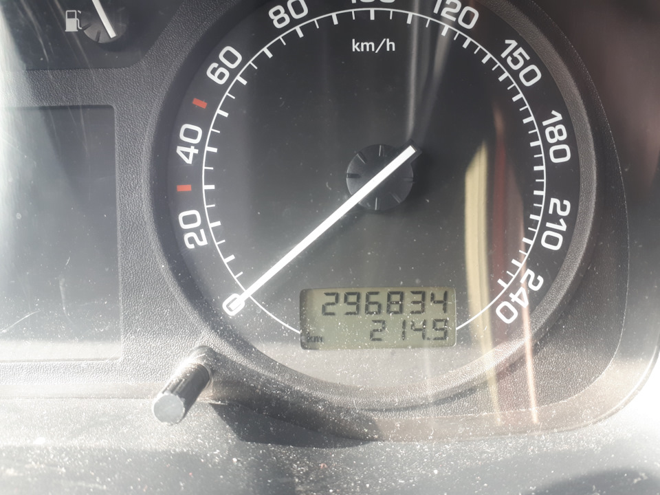 Очередная замена масла Татнефть LUXE PAO 5w/40 — Skoda Octavia A4 Mk1 ...