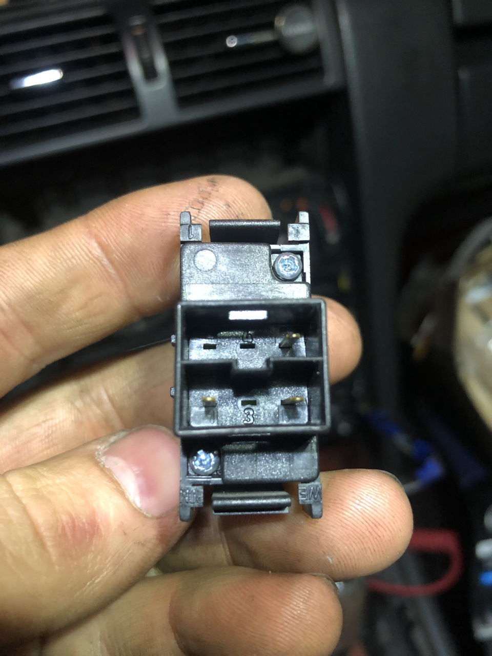 Установка омывателя фар w210 — Mercedes-Benz E-class (W210), 2,2 л ...