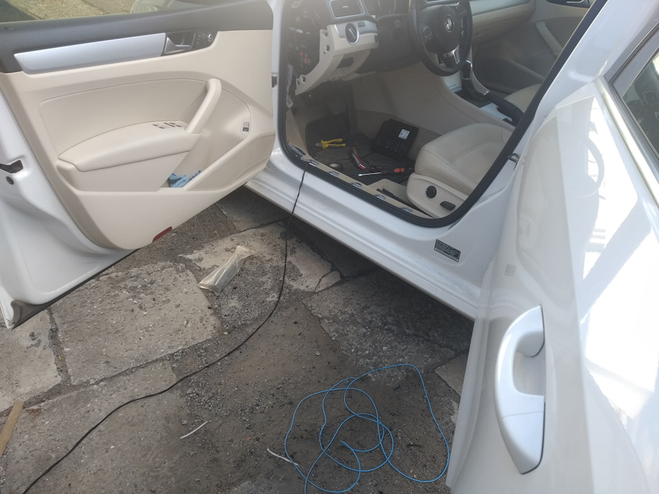 Фото в бортжурнале Volkswagen Passat (US) (1G)