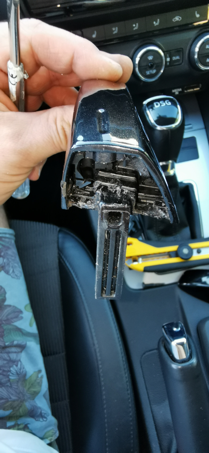 Разборка ручки водительской двери с Kessy (безключевой доступ ...