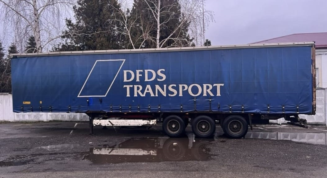 Krone sdp 27 рефрижератор. Полуприцеп бортовой шторный schmitz cargobull 9084 схема. Полуприцеп schmitz scs 24. Полуприцепы тентованные шмитц шторно бортовые. Полуприцеп sommer sp24 s-cu.