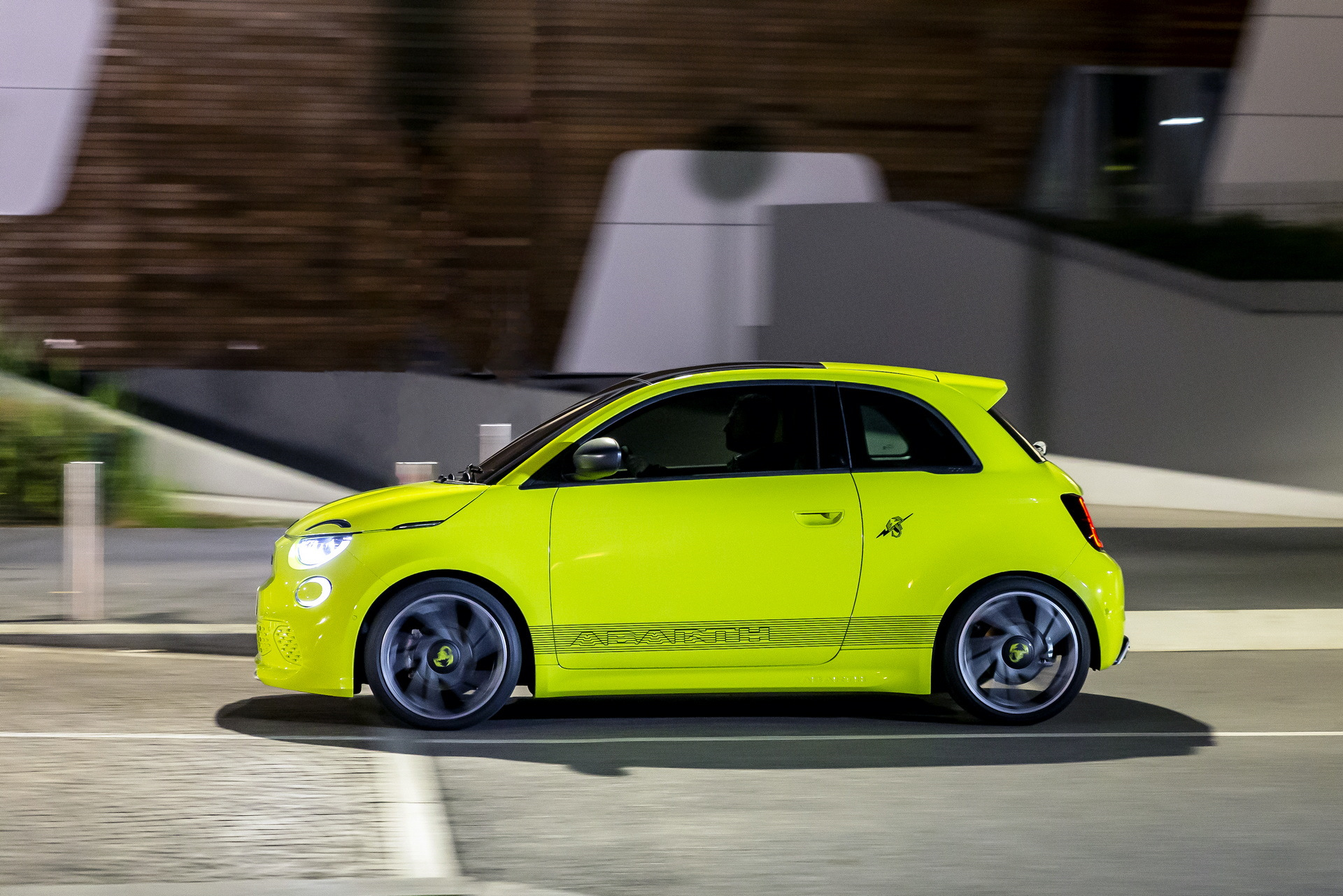 Fiat 500 Abarth 2021 обои на рабочий