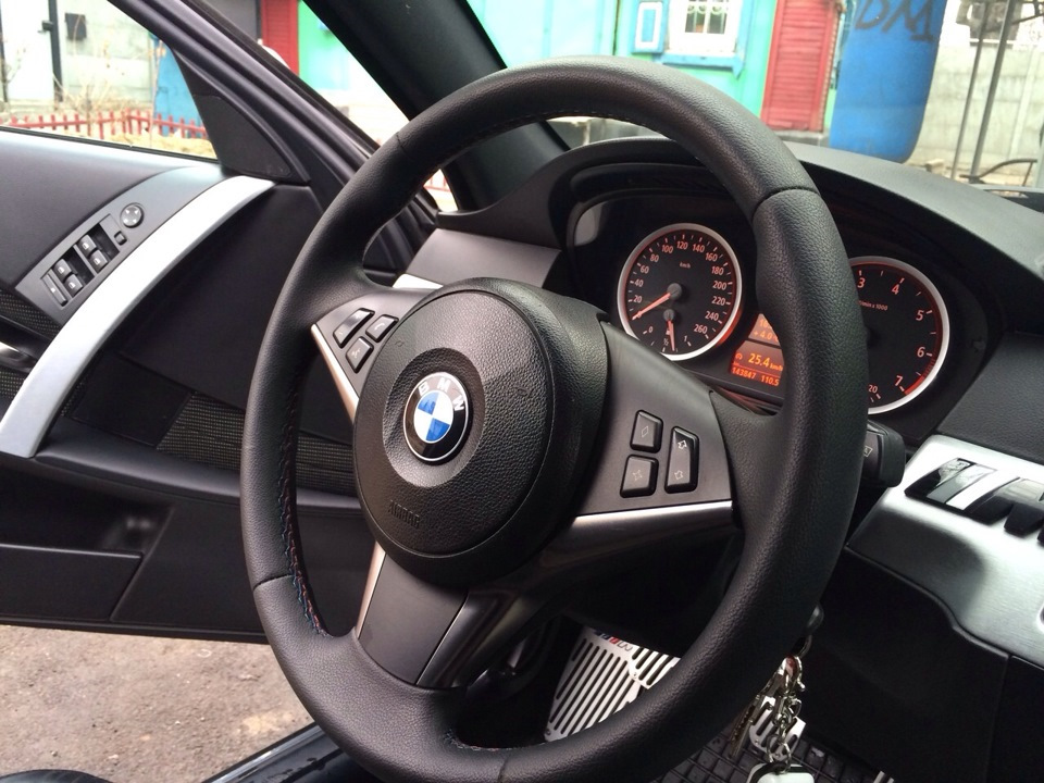 Steering Wheel BMW e60