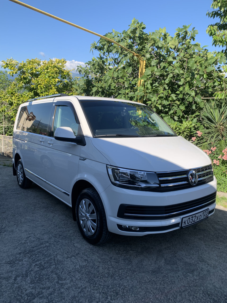 Снятие битума, комплекс, просто фото. — Volkswagen Caravelle (T6), 2 л,  2019 года | мойка | DRIVE2