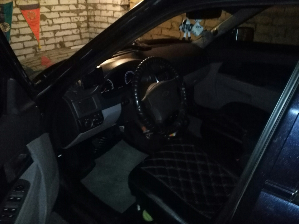 Коврики в салон и в багажник — Volkswagen Tiguan (2G), 2 л, 2018 года ...