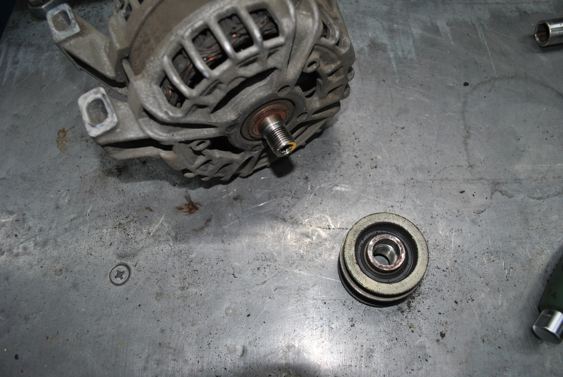 Подшипник генератора чери амулет. Ремонт генератора замена подшипника. Замена подшипников. 6. Что заменил генератор.