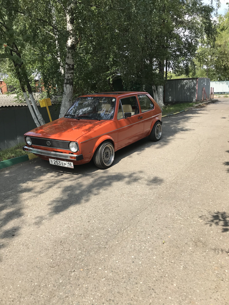 Визит в Царицыно по карбюраторным делам — Volkswagen Golf Mk1, 1,5 л, 1983  года | визит на сервис | DRIVE2