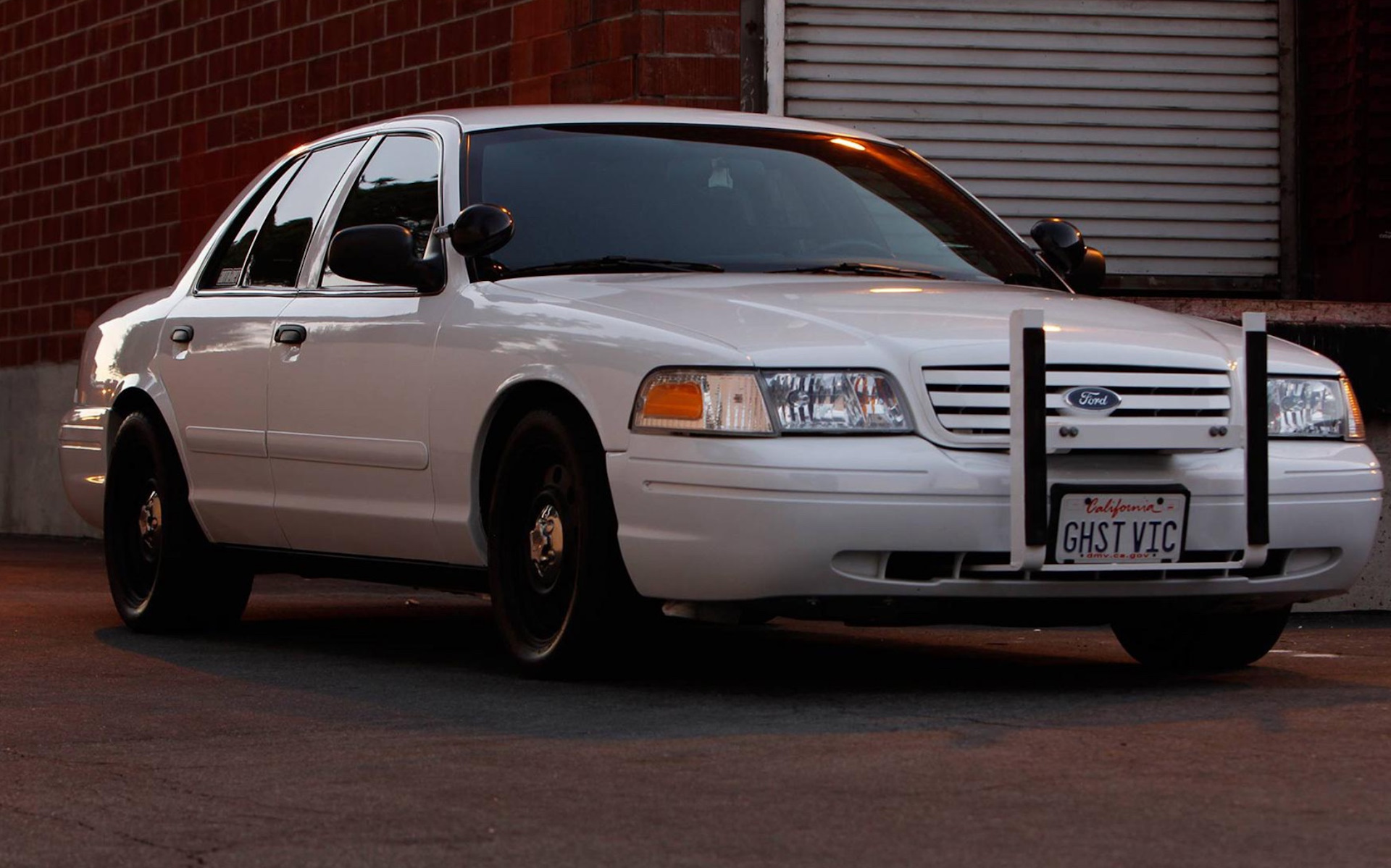 Ford crown victoria фото