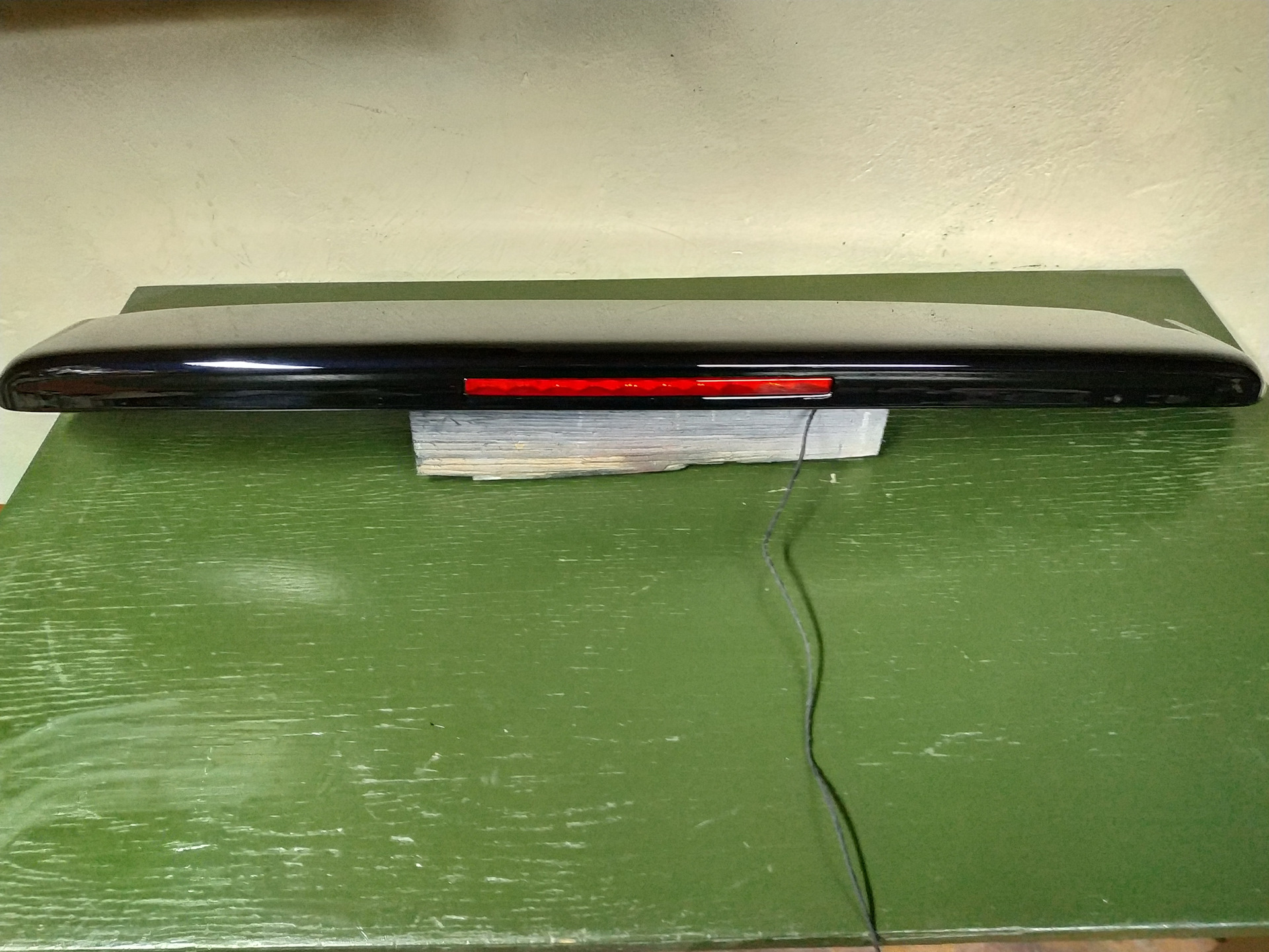 спойлер багажника каптива с100. спойлер со стоп сигналом. спойлер со стоп сигналом. спойлер со стоп сигналом. Miller-pilot 2108 спойлер.