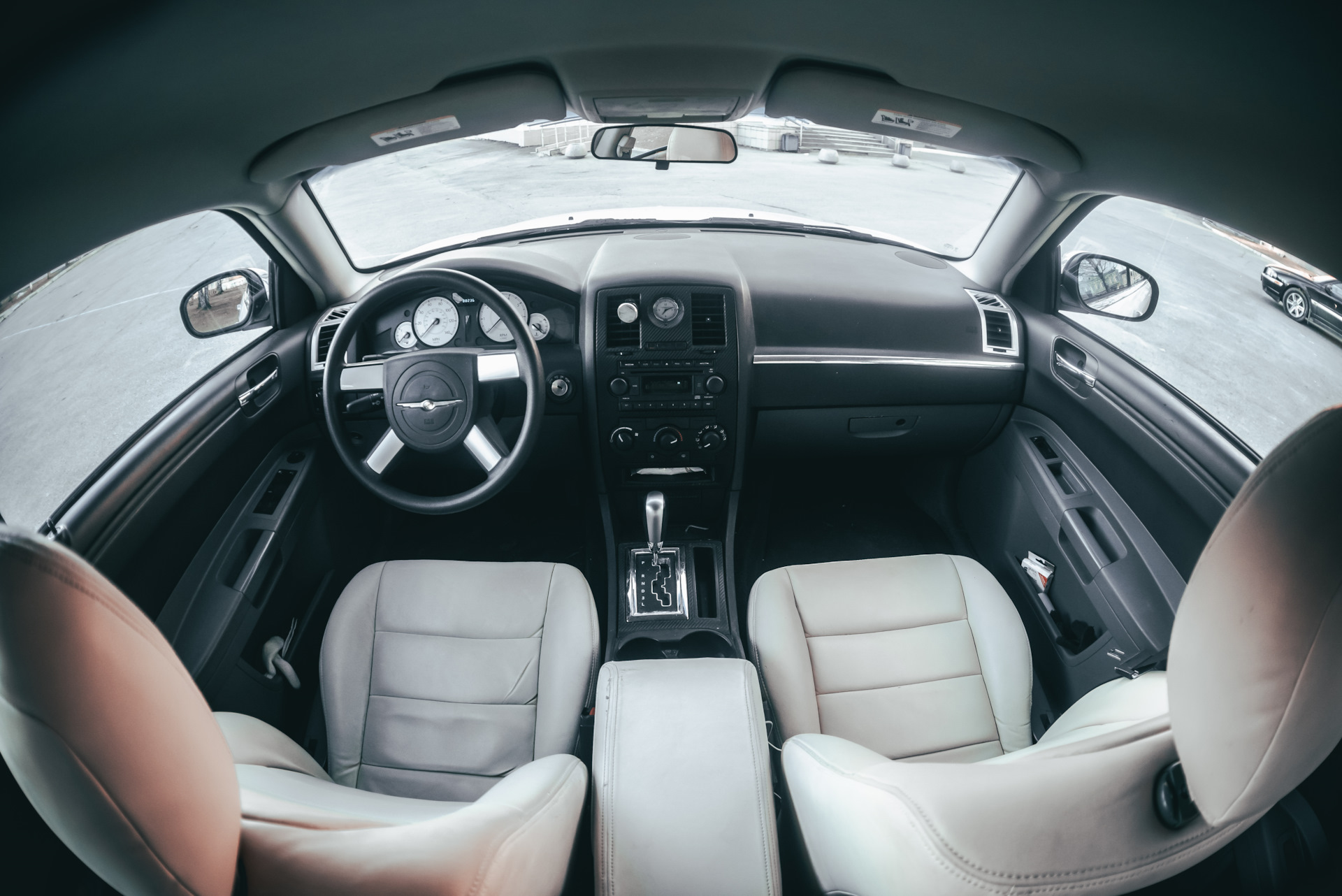 Chrysler c300 1955 Interior