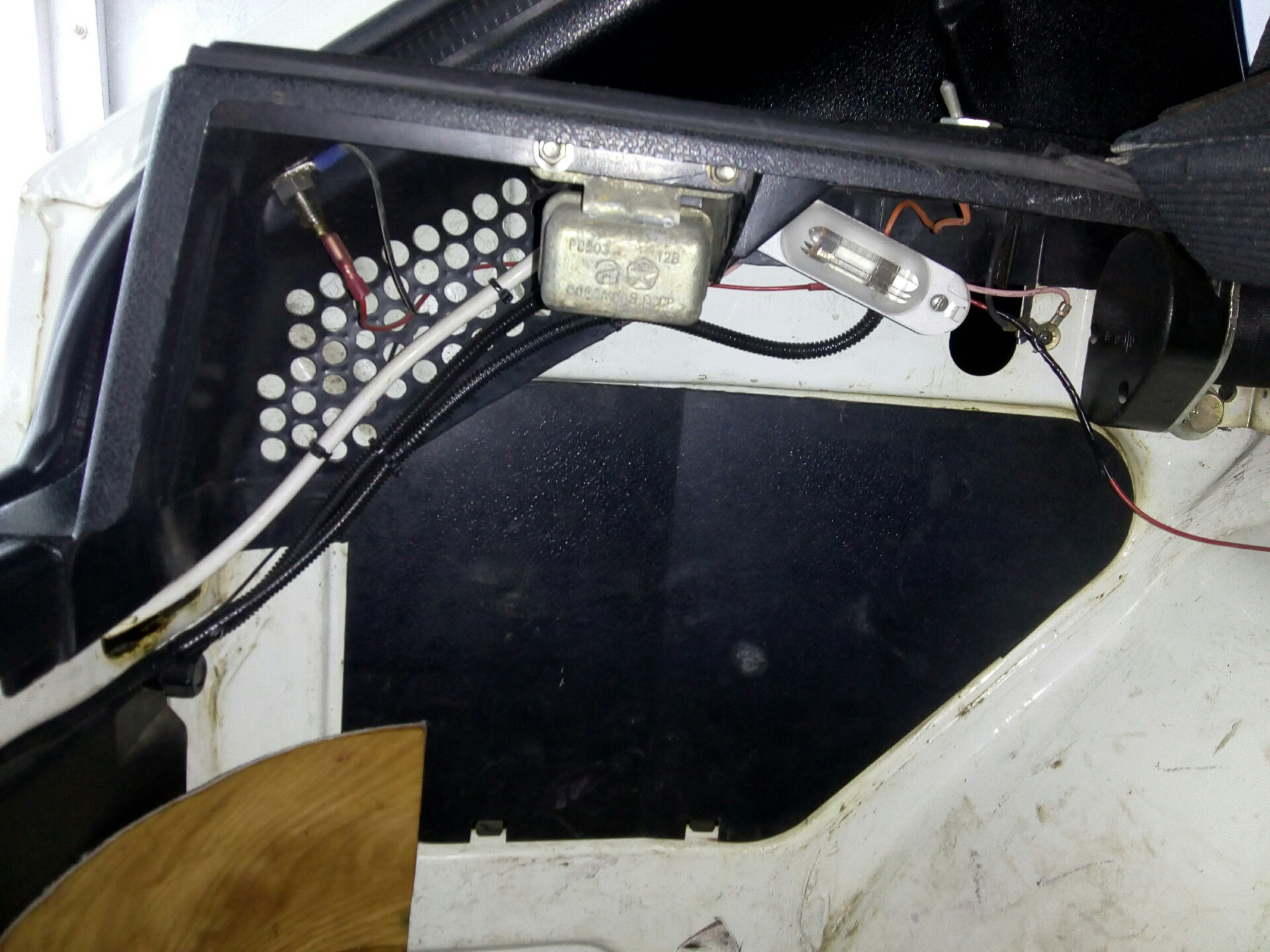 Зачем спойлер на крыше? — Lada 2109, 1,3 л, 1988 года | своими руками ...