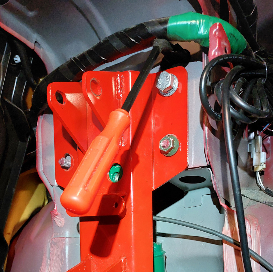 Распорка в багажник AutoExe MSE480 — Mazda RX-8, 1,3 л, 2005 года