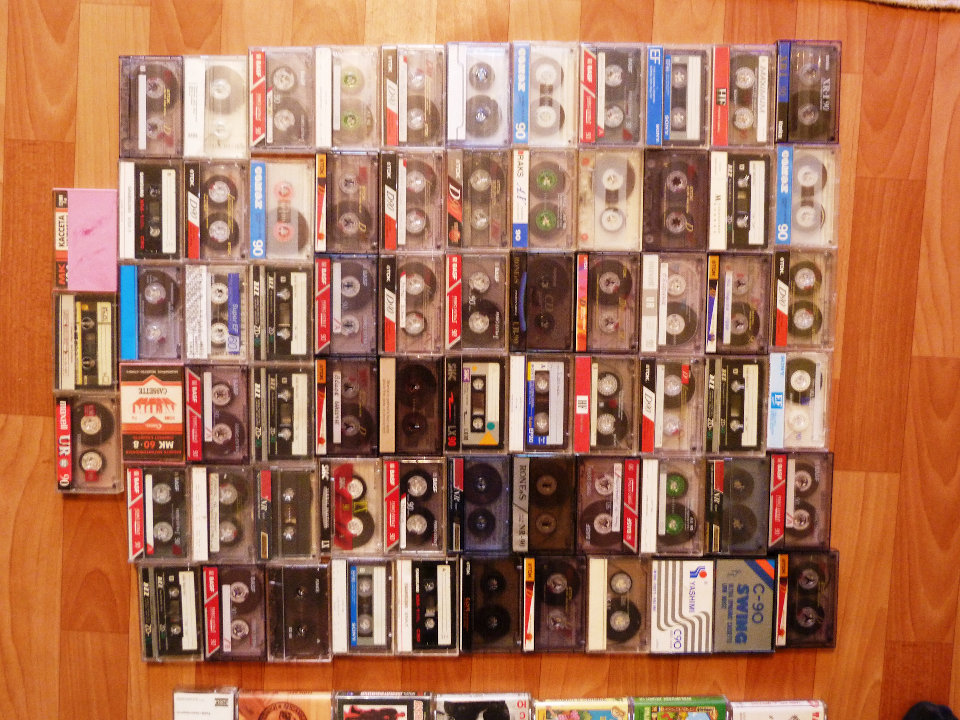 200 кассет. Technics каталог моделей 1970 -1999 гг. Technics каталог моделей кассетных дек год выпуска 1970 -1985.