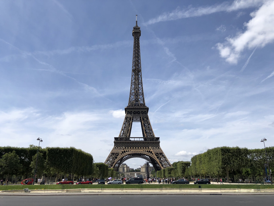 Париж. Июль 2019 — Citroen C4 (2G)