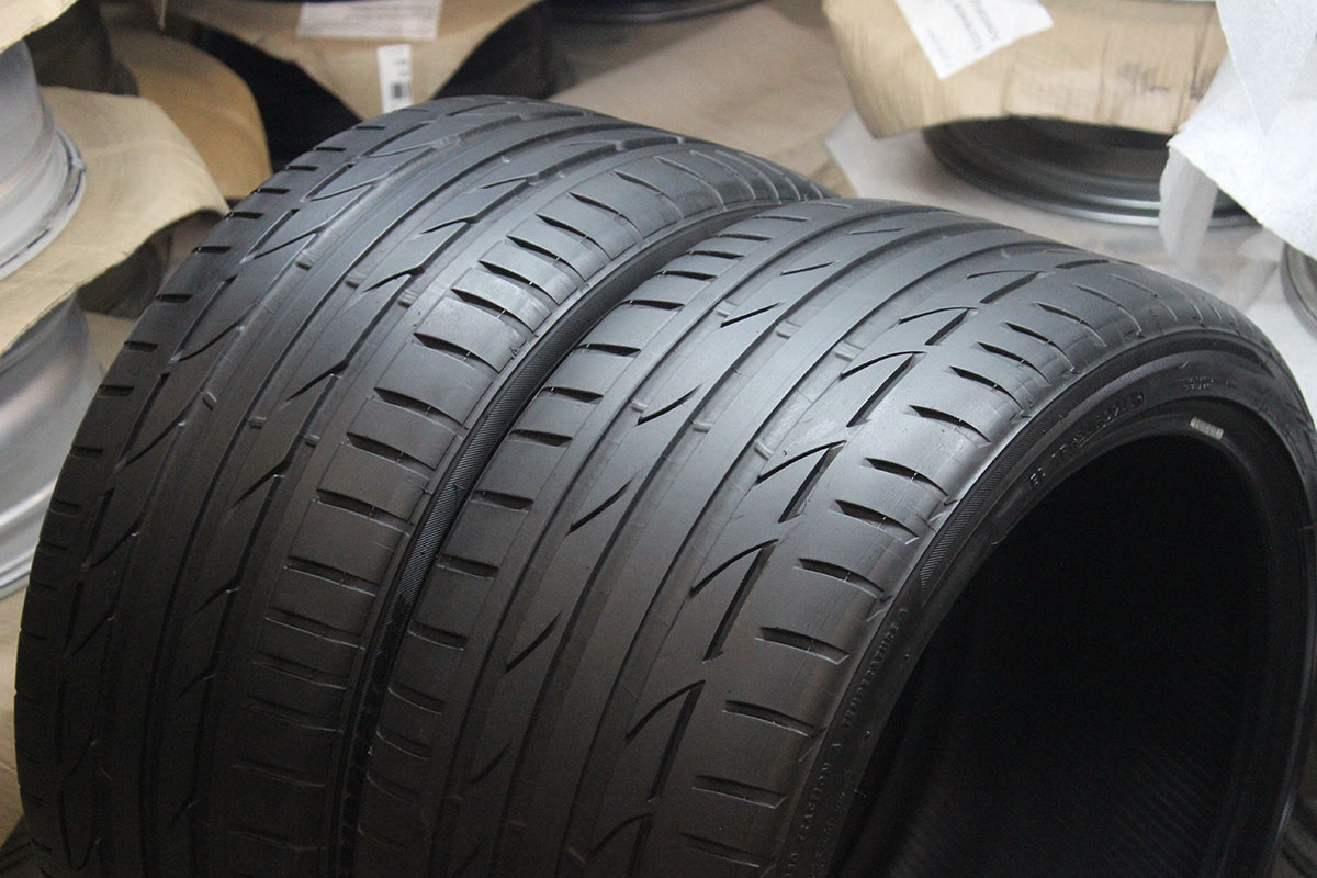 Potenza s001. 245/40 r17. Бриджстоун protenzas001 rft год. Bridgestone potenza s001 r18. Bridgestone potenza s001 r18.