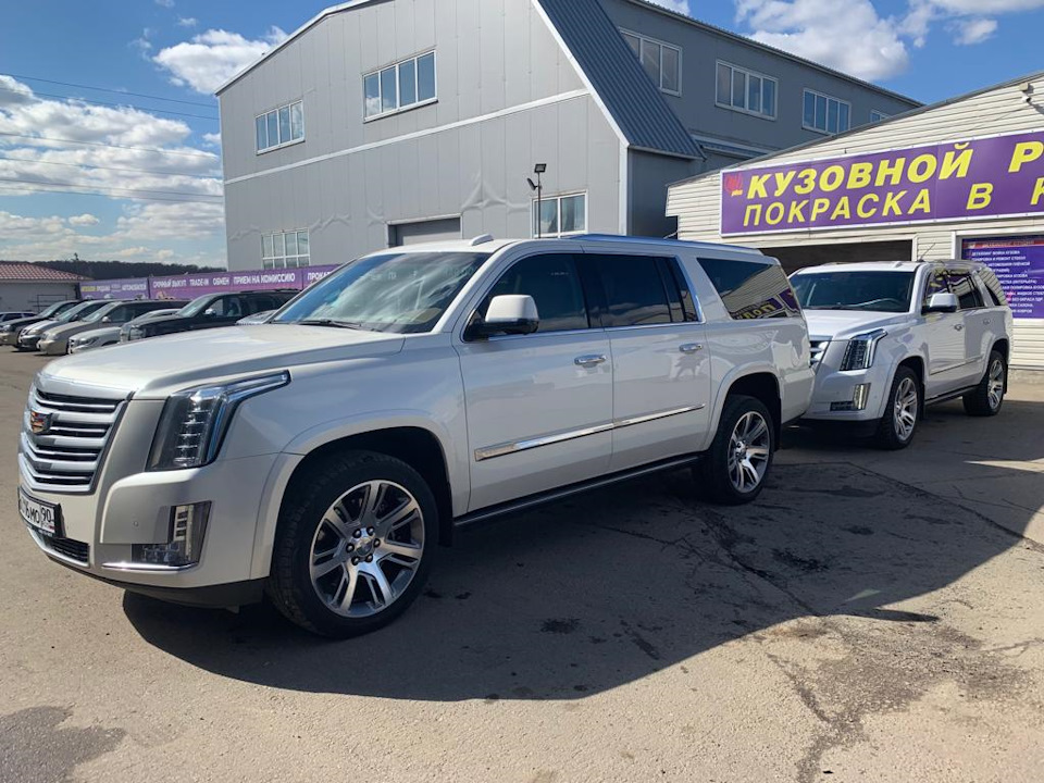 Cadillac Escalade 4g