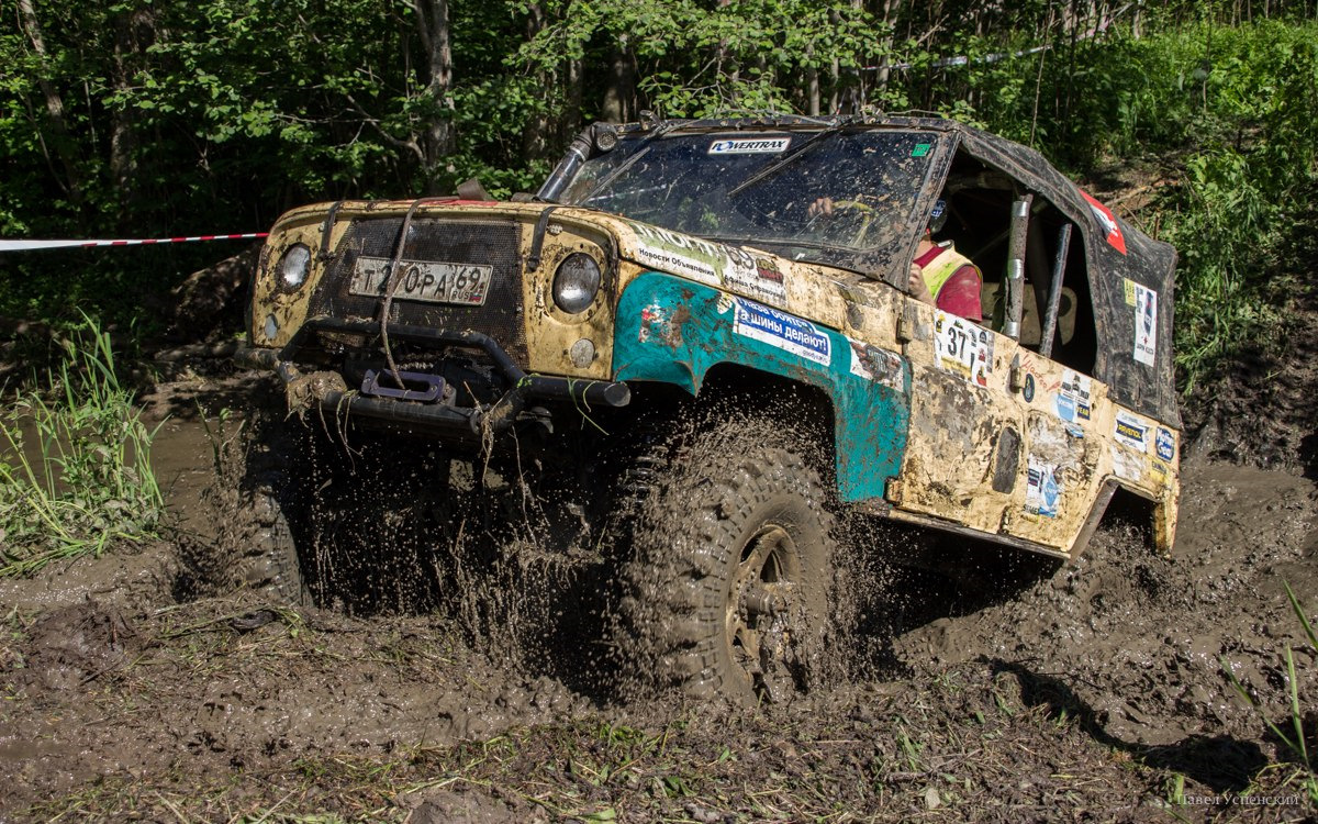 Jeep по бездорожью