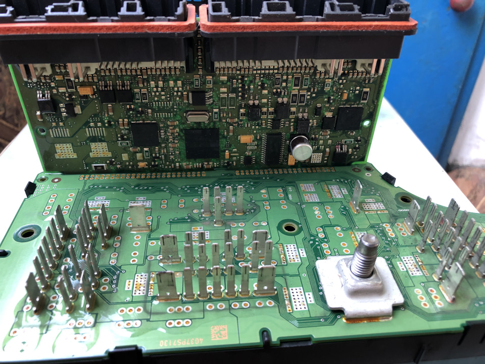 Додж калибр блок предохранителей