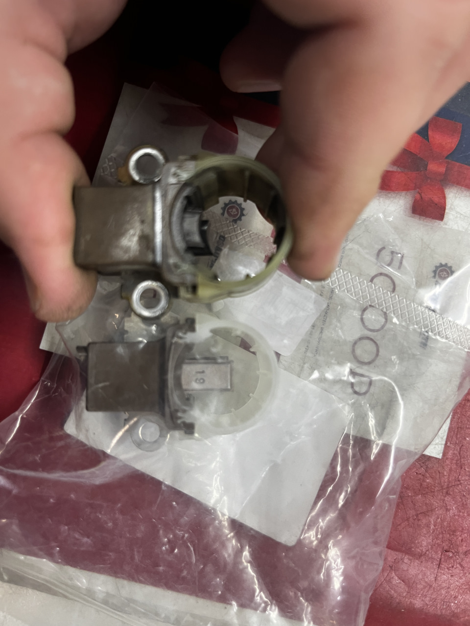 Лампочка зарядки АКБ — Toyota E120, 1,5 л, 2005 года | поломка | DRIVE2