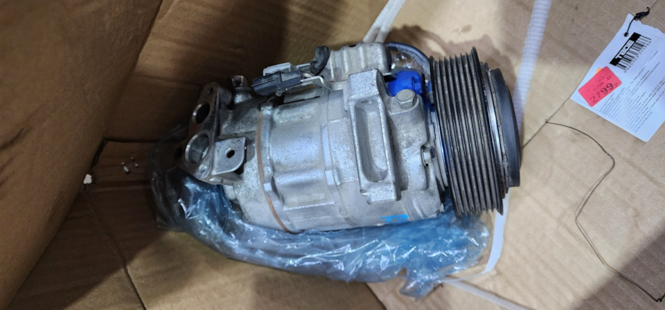 ОАЭ — Nissan X-Trail III (t32)