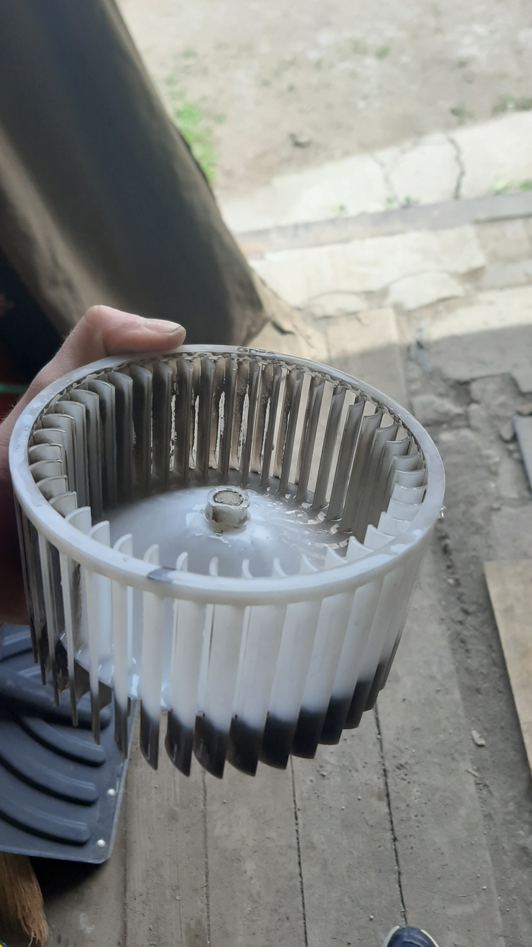 Чистка вентилятора печки — Hyundai i30 (1G), 1,6 л, 2011 года | своими ...