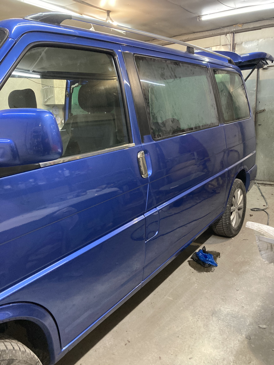 Фото в бортжурнале Volkswagen Multivan (T4)