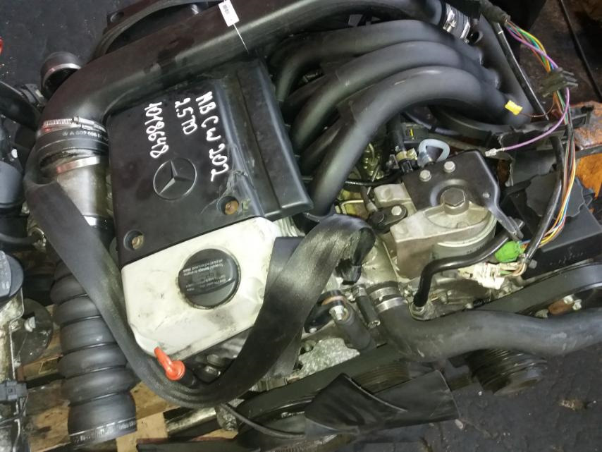 Замена 124 мотора. Ваз 2112 124 двигатель. Тросик газа ваз 2112 124 мотор. Ваз 2109 с 124 мотором. 124 мотор в 2109.