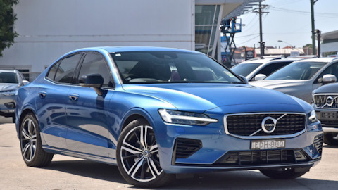 2021 голубой. Volvo s60 2020. Volvo s60 t8. Новый Вольво s60 2020. Volvo s60 r Design 2020.