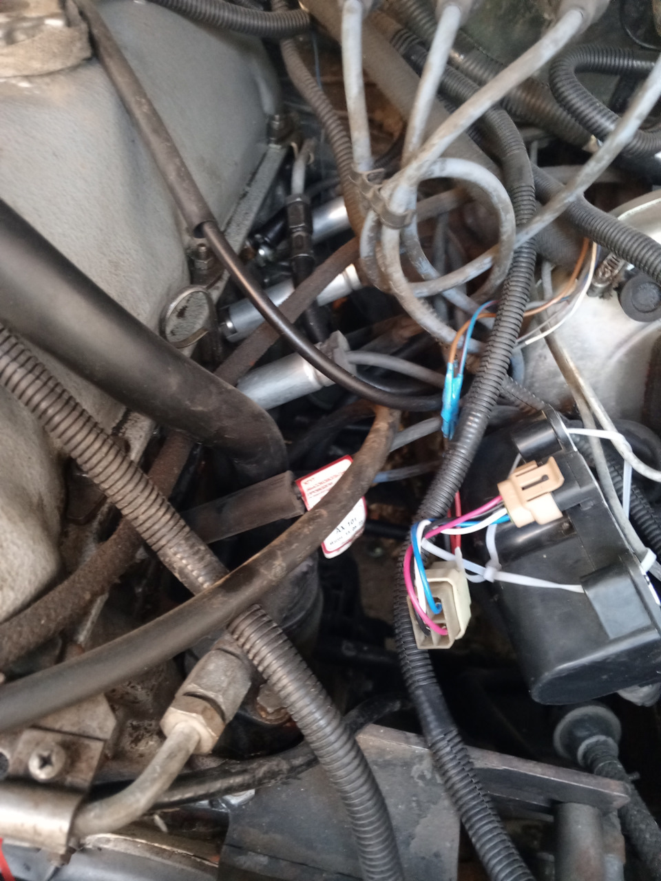 Провода тоже от Нексии поставил т.к. на модуле под БП друге штекеры, а фишка модуля такая же как на вазе 4х контактная. — Lada 2120 Надежда