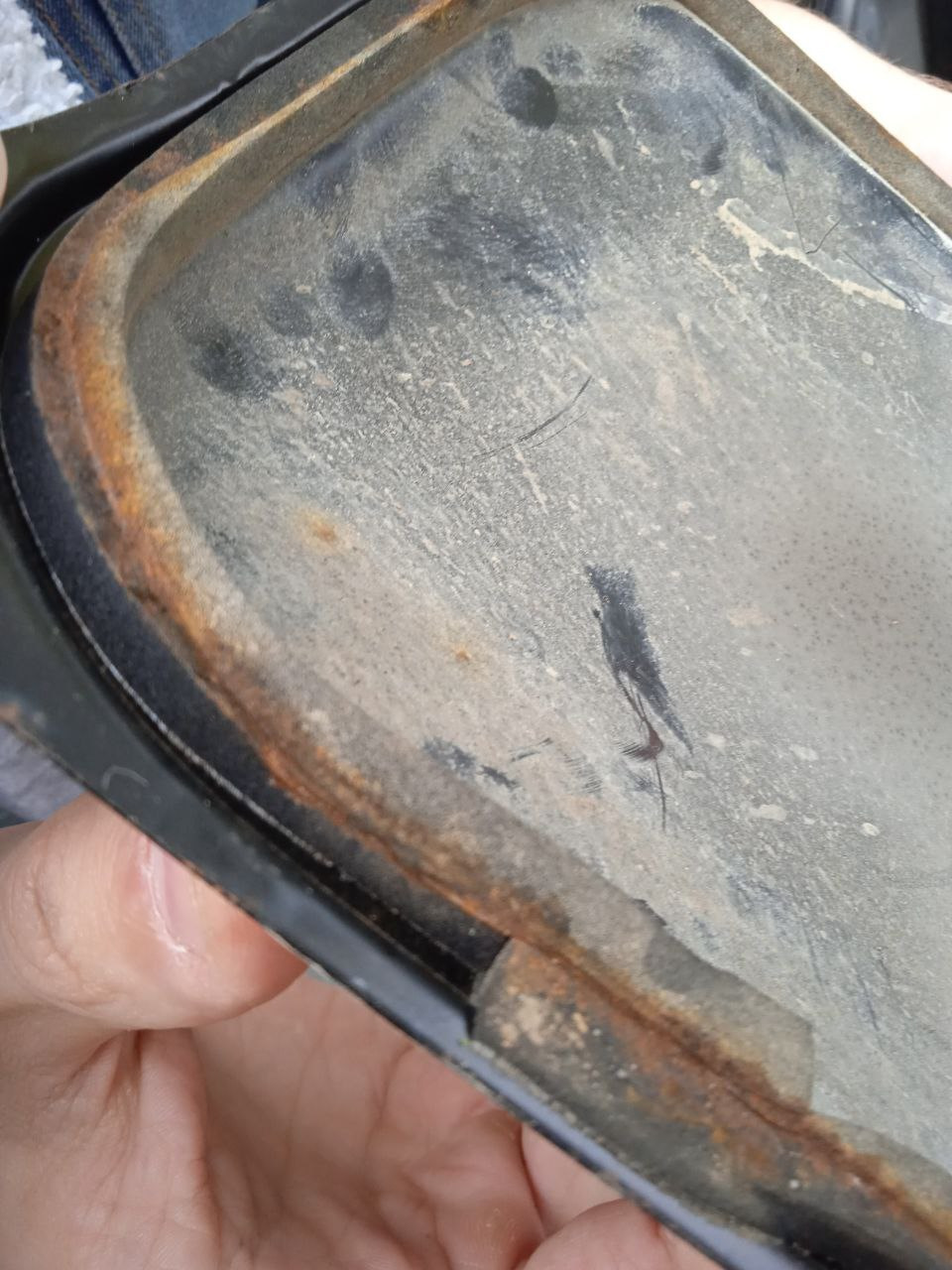 Лючок бензонасоса течет — какой уплотнитель взять? — Mitsubishi Lancer ...