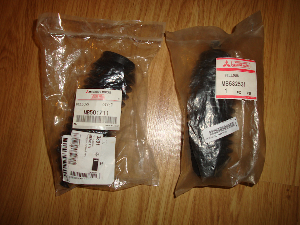Пыльники рулевых тяг оригинал — Mitsubishi Lancer IV, 1,3 л, 1991 года ...