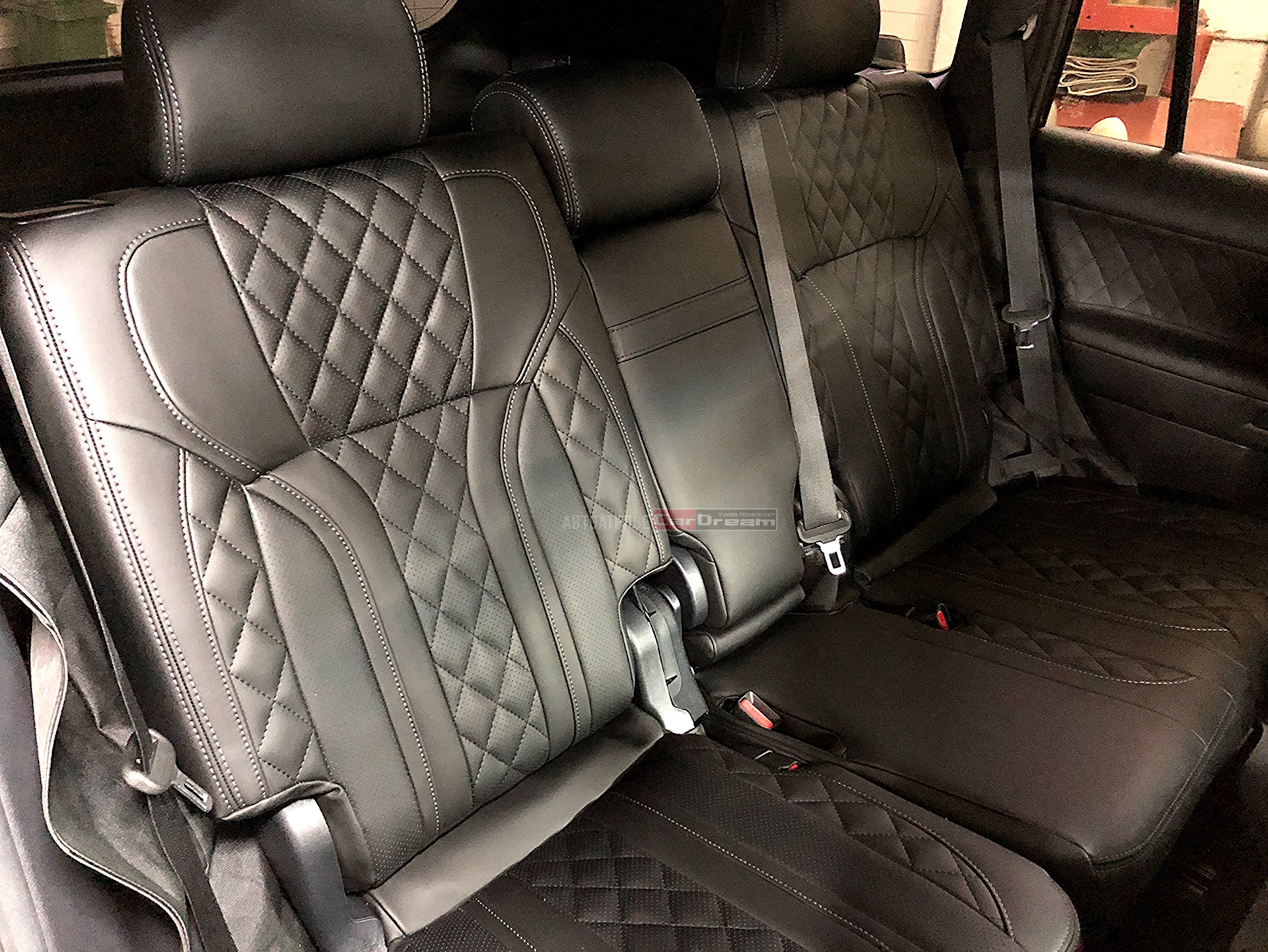 Toyota land cruiser prado 150 салон перетяжка. перетяжка салона ленд крузер прадо 150. перетяжка салона ленд крузер прадо 150. перешивка салона прадо 150. перетяжка салона автомобиля черного цвета прадо 150.