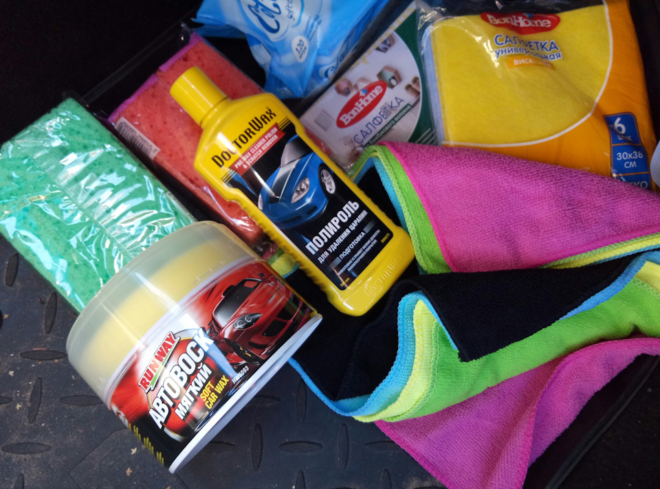 Полироль & воск — Volkswagen Polo Mk4F, 1,2 л, 2008 года | мойка | DRIVE2